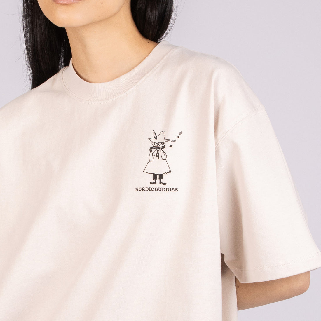 Novels Unisex T-Shirt – Beige – Detailansicht 1