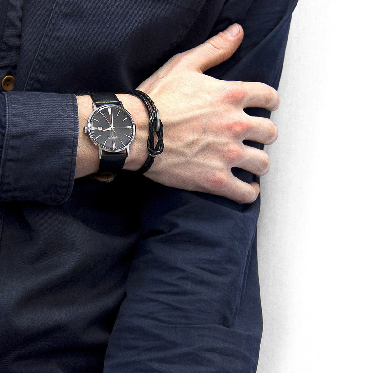 Padstow Silberarmband aus geflochtenem Leder – Kohlschwarz – Produktansicht 4