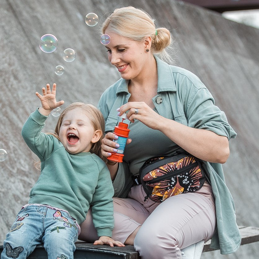 Geräumige wasserabweisende Bauchtasche – Kaleidoscope – Produktansicht 3