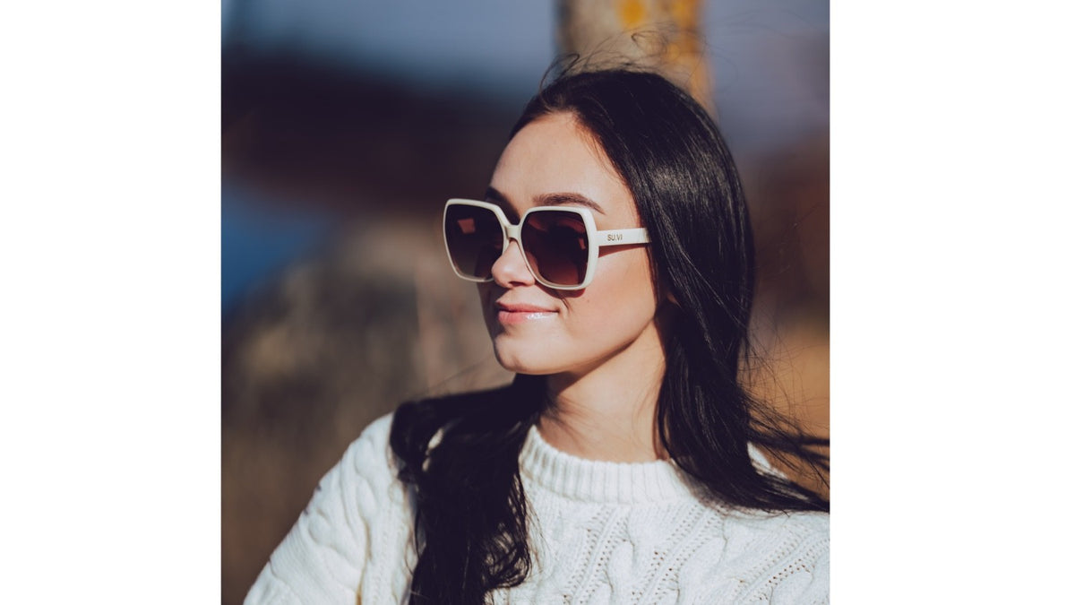 Sonnenbrille SU.VI 54065 Beige mit braunen Gläsern – Produktansicht 3