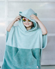 Surfbear Kinder-Badeponcho – Grün