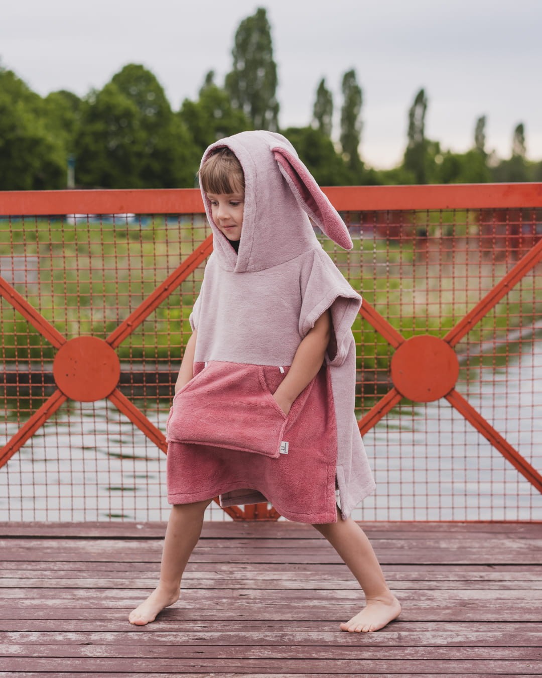 Surfbunny Kinder-Badeponcho – Pink – Detailansicht 3