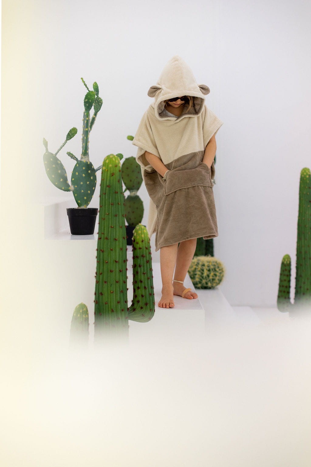 Surfsheep Kinder-Badeponcho – Beige – Detailansicht 5