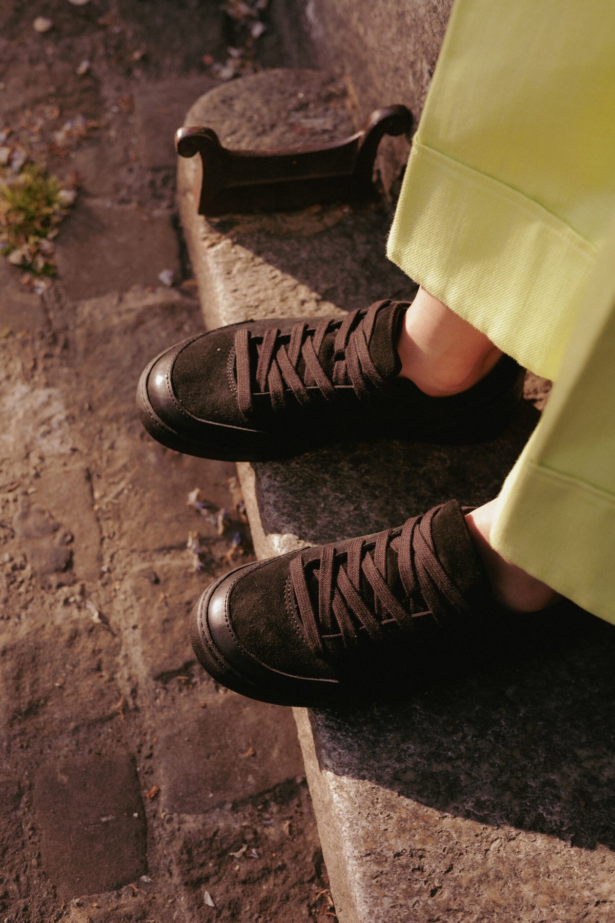 TOKU Portland Sneaker – Schwarz – Produktansicht 5