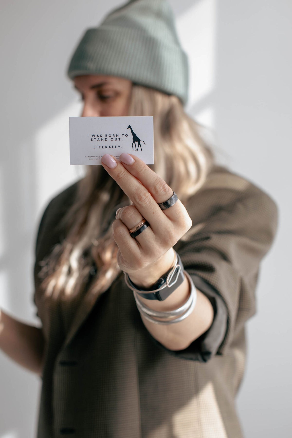 Extraweiche Beanie mit Giraffen-Label – Produktansicht 5