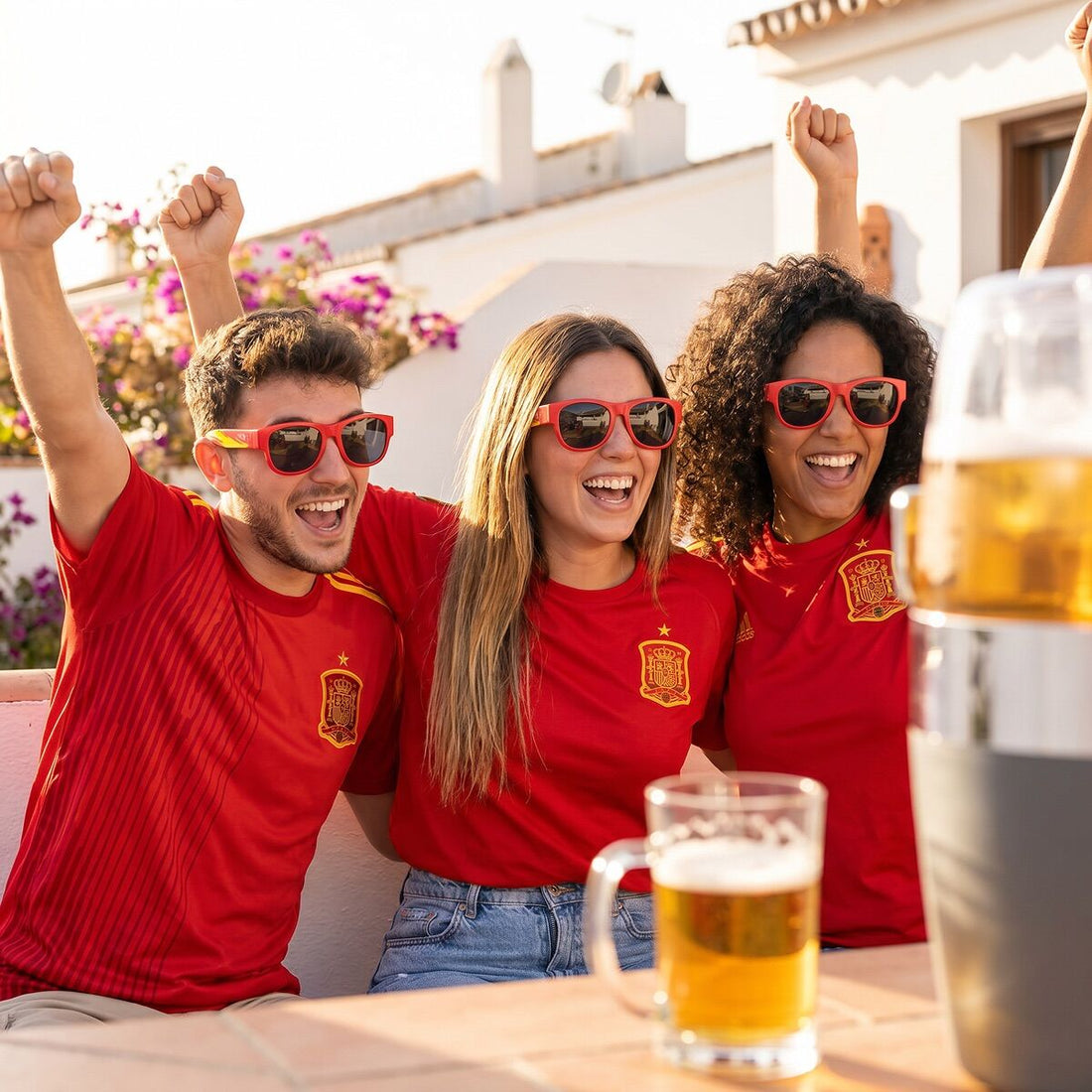 Set Bier-Spender mit Kühlung  und 2 faltbare Sonnenbrillen Sunfold Spain Red – Detailansicht 2