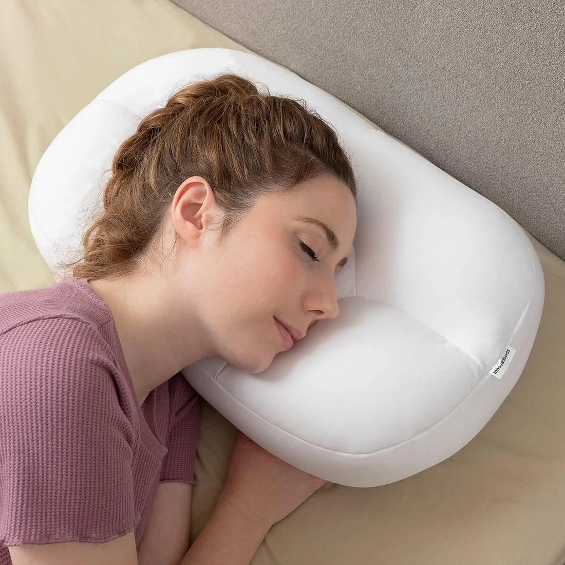 Wrileep 3D-Konturkissen Weiß – Detailansicht 1